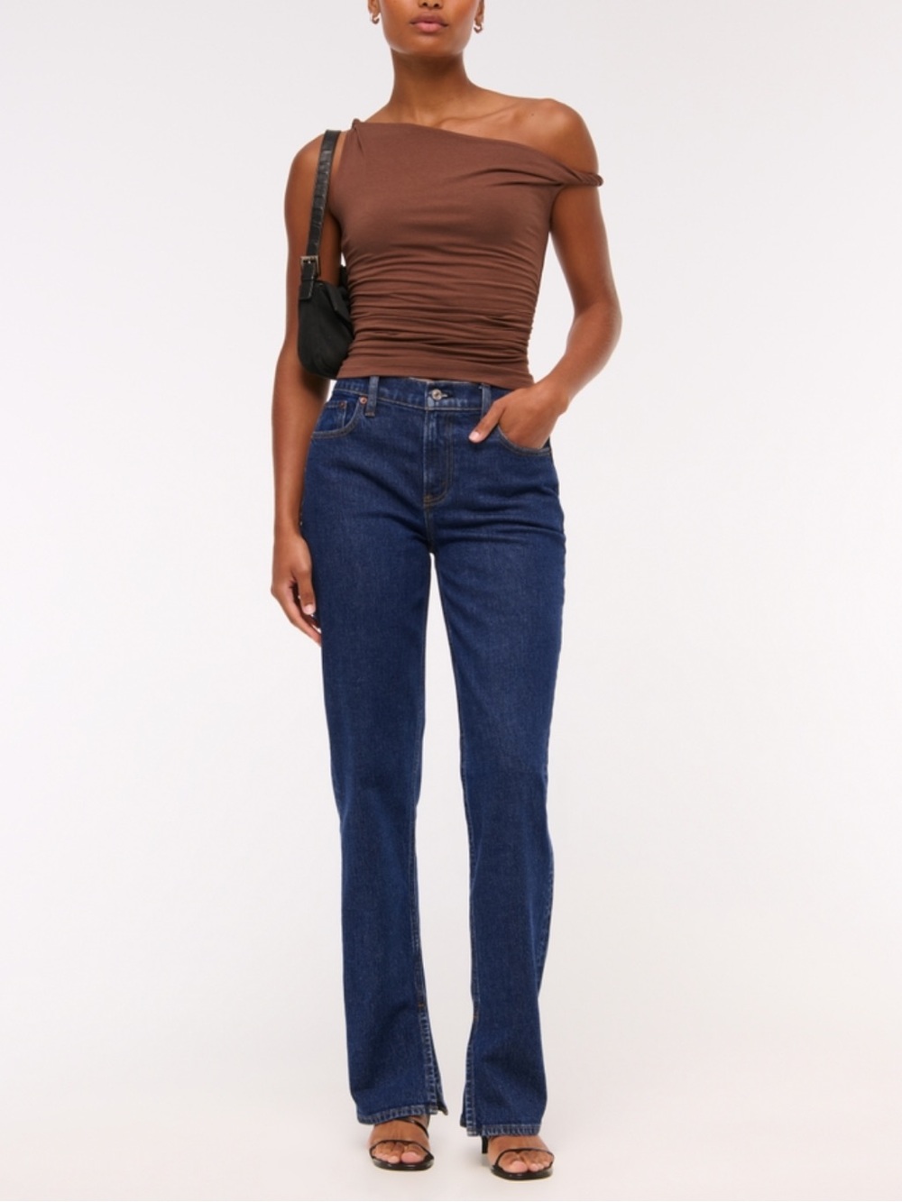 NWT - Abercrombie & Fitch - Curve Love Mid Rise 90s Straight Split-Vent Hem Jean